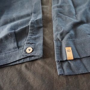 Tentree Linen shirt in deep sea blue